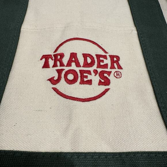 Mommy & Me NEW Trader Joe's Canvas Tote Bags Embroidered Reusable Pockets Green - Picture 12 of 16